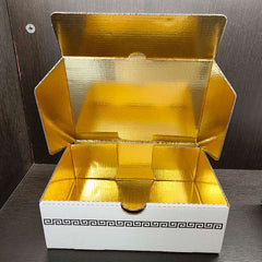 Pizza boxes printed with aluminum foil lining