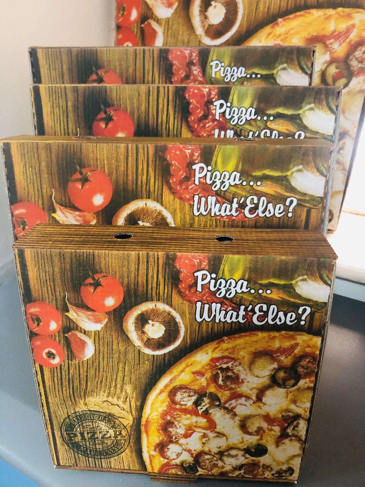 Custom pizza boxes with logo